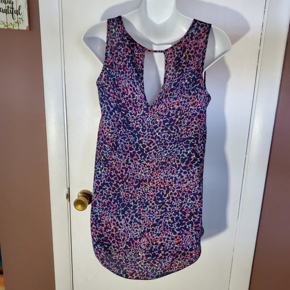 Adorable High-low Tank - Picture 3 of 5